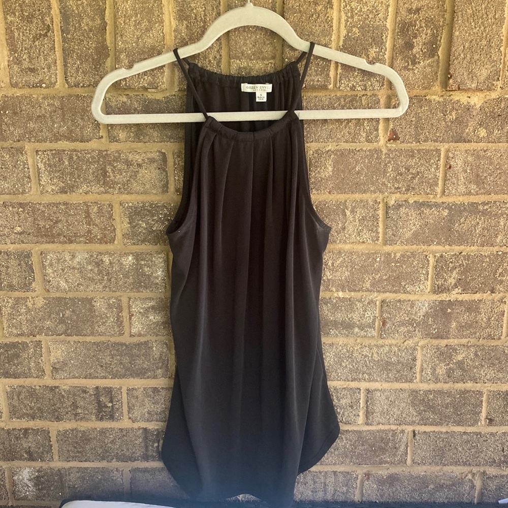 Green evvelope size small women’s tank blouse.